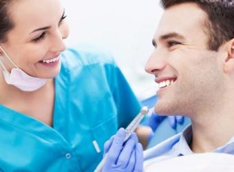 Resolve to Have Whiter Teeth This Year
